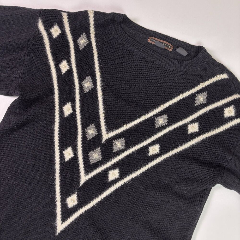 Vintage Nordic Sweater Dress Women's Large Black Chevron Knit Cozy Yarnworks